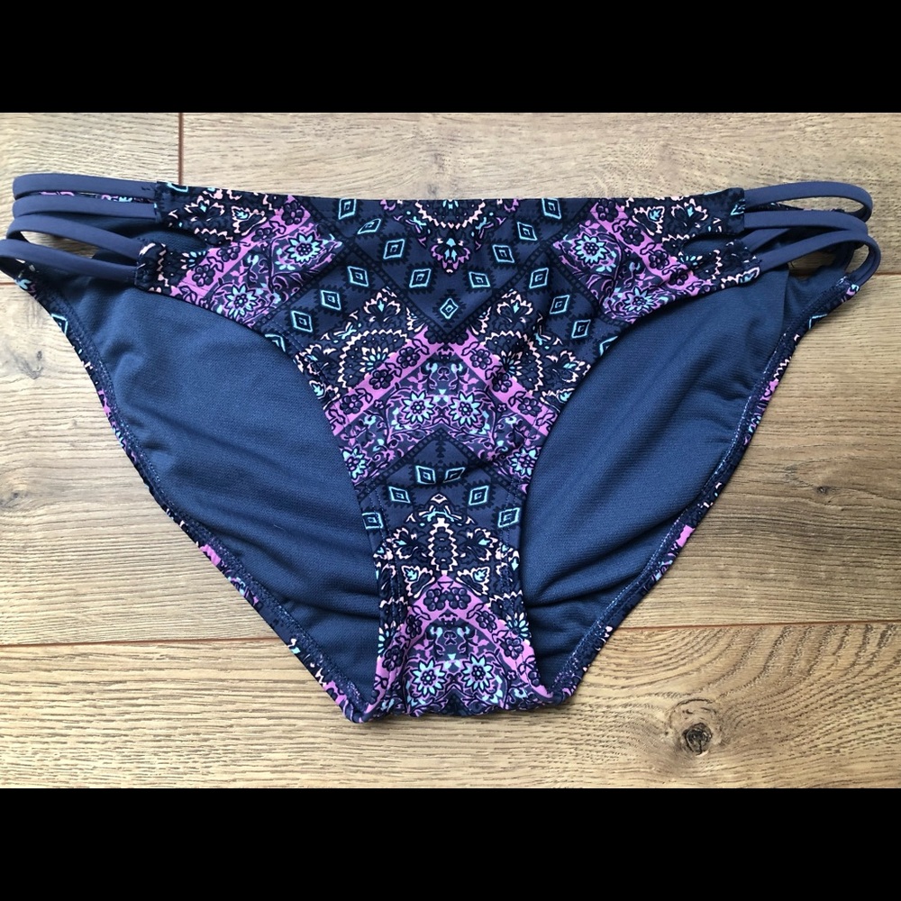 Target bikini bottem